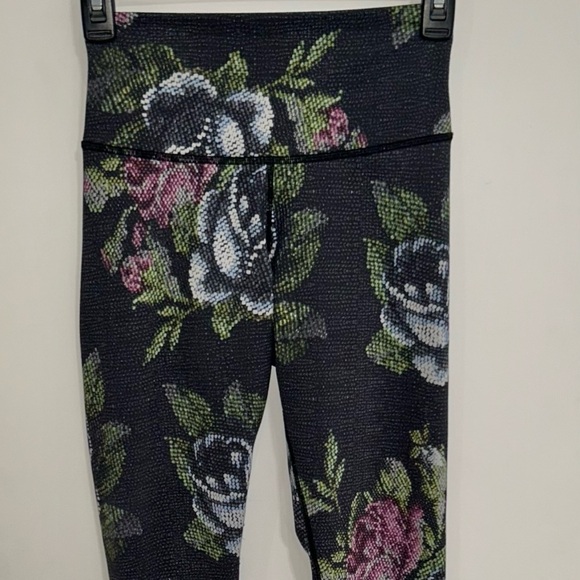 Lululemon High Times Pant Garden Party Smooth Silver Multi Athletic Leggings 4 - Picture 4 of 11